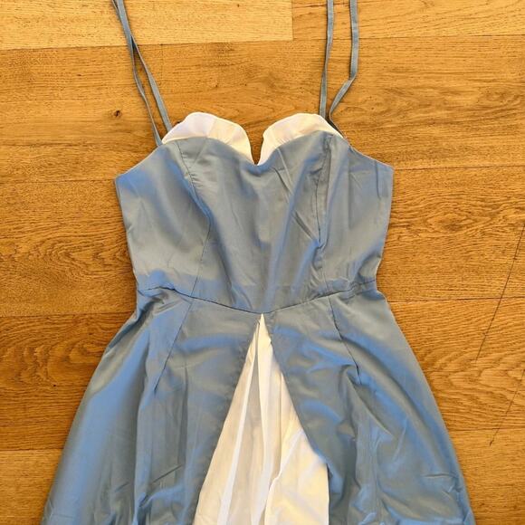 Allyson Front Slit Sleeveless Midi Dress in Blue & White - Picture 2 of 6